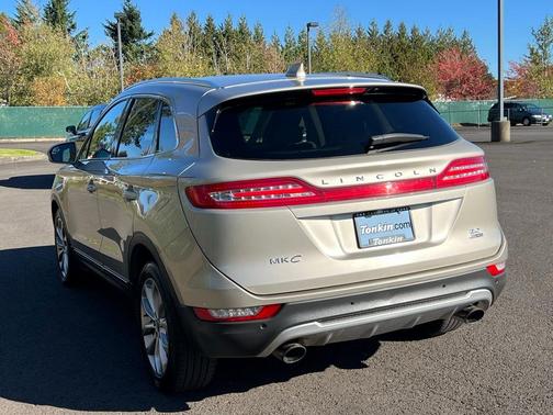 2015 Lincoln MKC Base