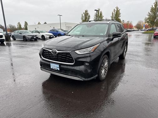 2021 Toyota Highlander Platinum