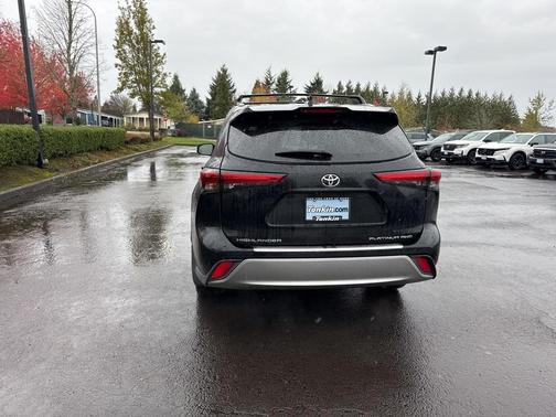 2021 Toyota Highlander Platinum