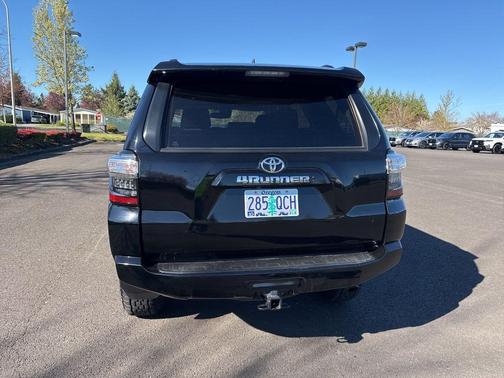 2022 Toyota 4Runner SR5