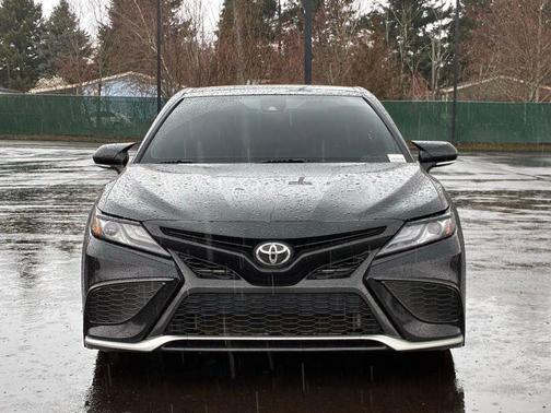 Midnight Black Metallic 2021 Toyota Camry XSE