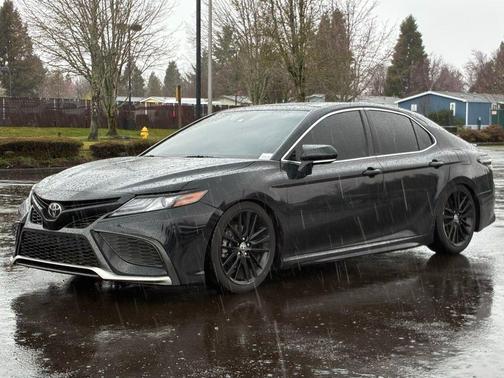 Midnight Black Metallic 2021 Toyota Camry XSE