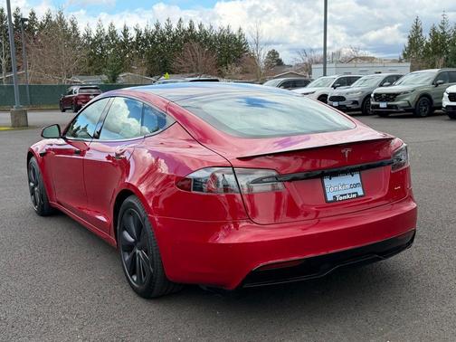 2021 Tesla Model S Plaid