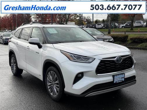 2020 Toyota Highlander Hybrid Platinum