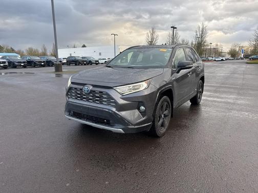2020 Toyota RAV4 Hybrid XSE