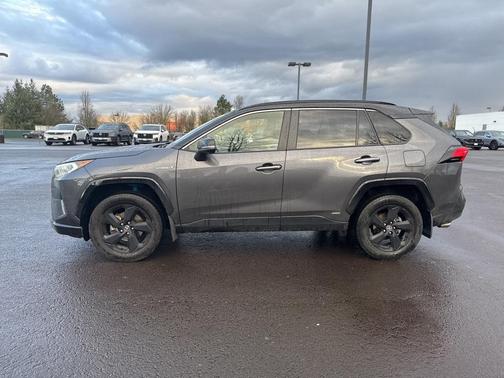 2020 Toyota RAV4 Hybrid XSE