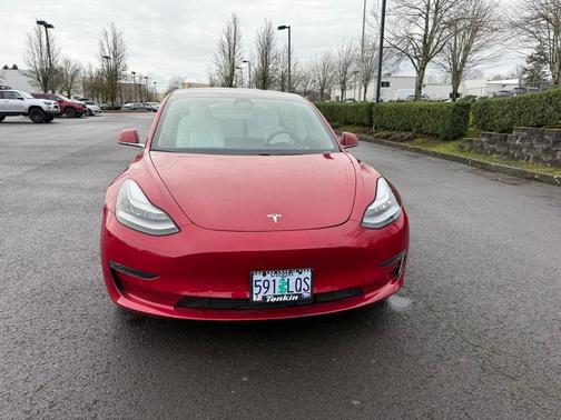 2019 Tesla Model 3 Long Range