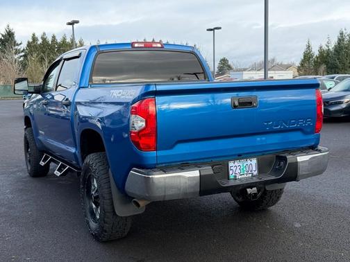 2017 Toyota Tundra SR5