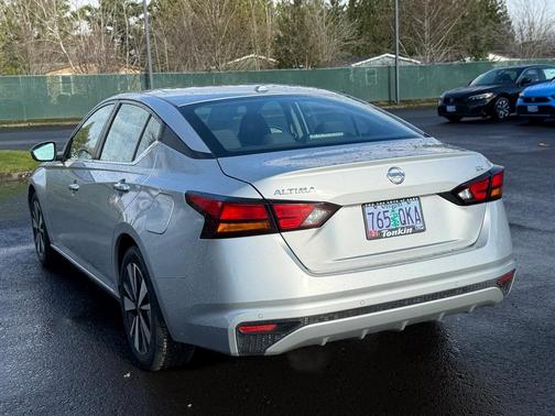 2021 Nissan Altima 2.5 SV