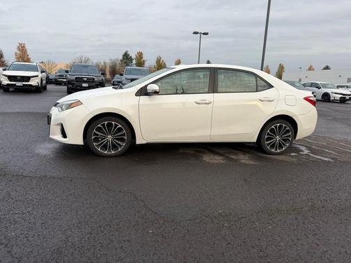 2015 Toyota Corolla S Premium