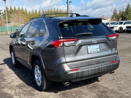 Magnetic Gray Metallic 2021 Toyota RAV4 XLE