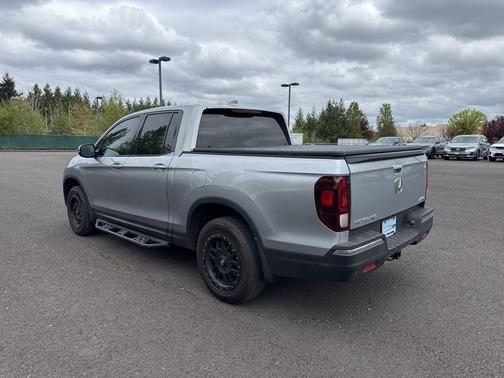 Lunar Silver Metallic 2019 Honda Ridgeline Sport