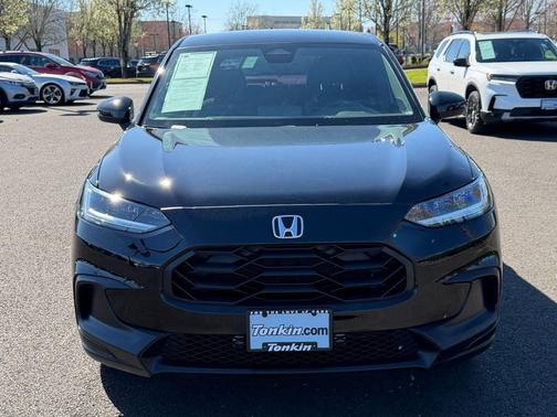 Crystal Black Pearl 2025 Honda HR-V Sport