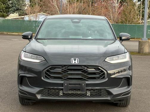 Crystal Black Pearl 2025 Honda HR-V Sport