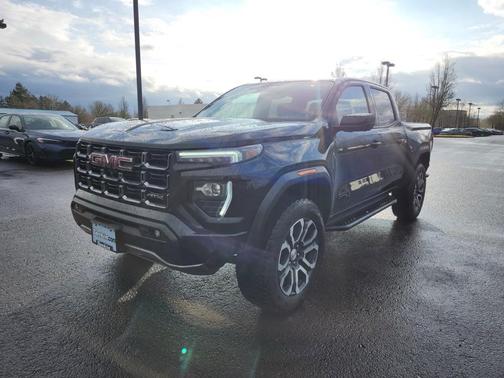 2024 GMC Canyon AT4