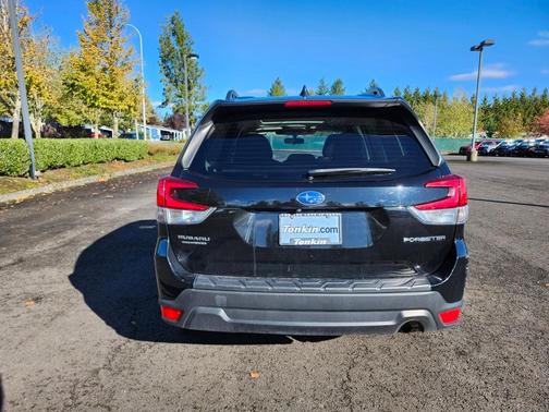 2023 Subaru Forester 2.5i Premium