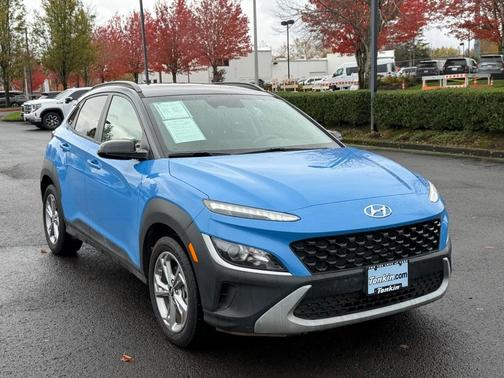 2023 Hyundai KONA SEL