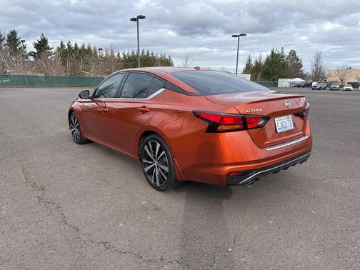 2021 Nissan Altima 2.5 SR
