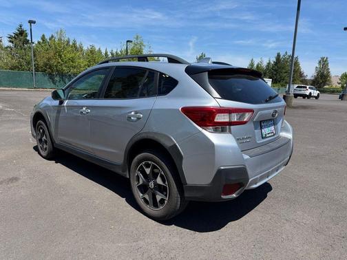 Ice Silver Metallic 2018 Subaru Crosstrek 2.0i Premium