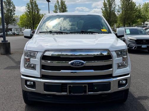 Oxford White 2017 Ford F-150 Lariat