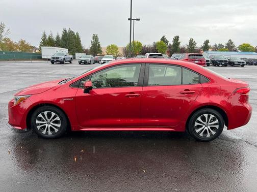 2020 Toyota Corolla Hybrid LE