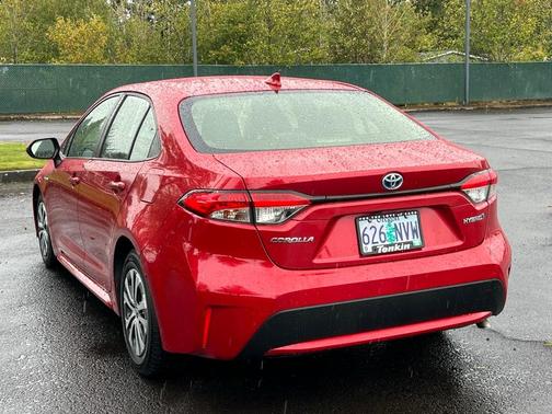2020 Toyota Corolla Hybrid LE