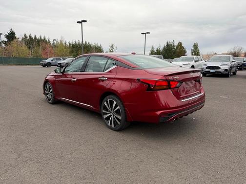 2020 Nissan Altima 2.5 Platinum