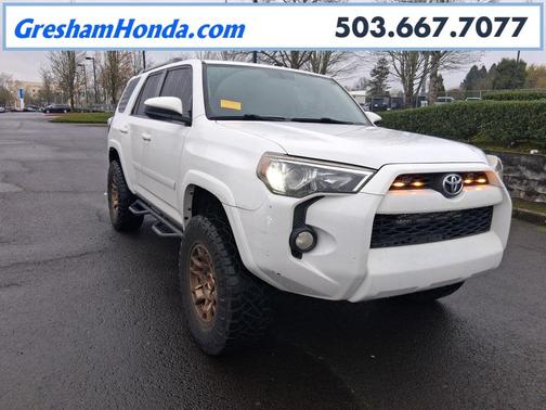 2017 Toyota 4Runner SR5