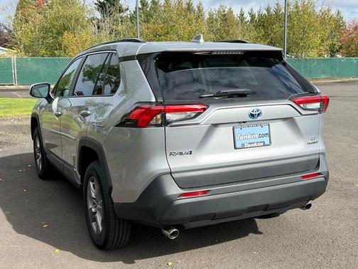 2023 Toyota RAV4 Hybrid LE