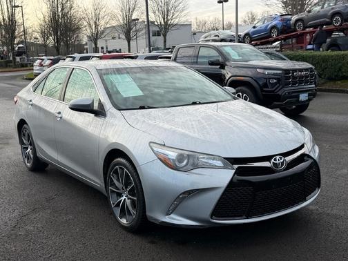 2016 Toyota Camry XSE