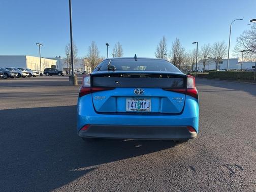 2021 Toyota Prius XLE