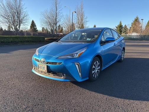 2021 Toyota Prius XLE