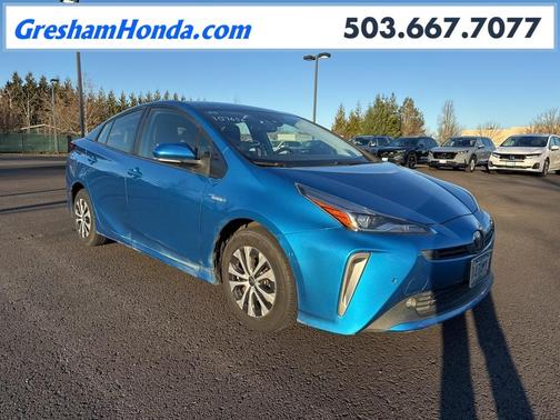 2021 Toyota Prius XLE