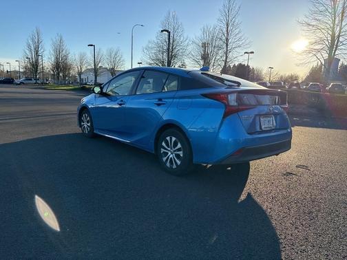 2021 Toyota Prius XLE