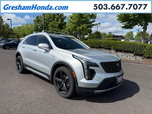 Radiant Silver Metallic 2020 Cadillac XT4 Premium Luxury