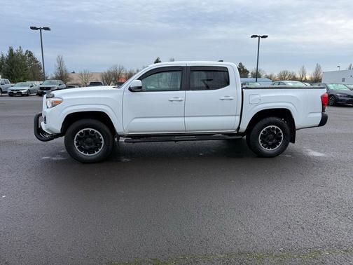 2019 Toyota Tacoma SR