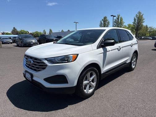 Oxford White 2021 Ford Edge SE