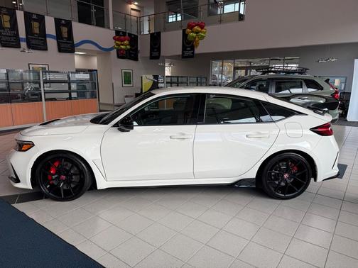 2024 Honda Civic Type R Base