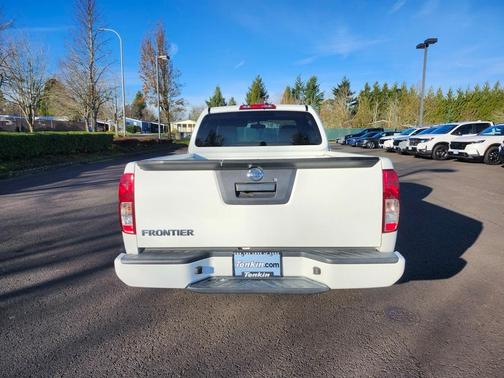 2019 Nissan Frontier S