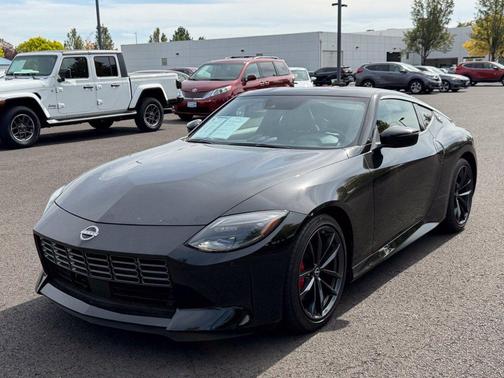 Black Diamond Pearl 2024 Nissan Z Performance