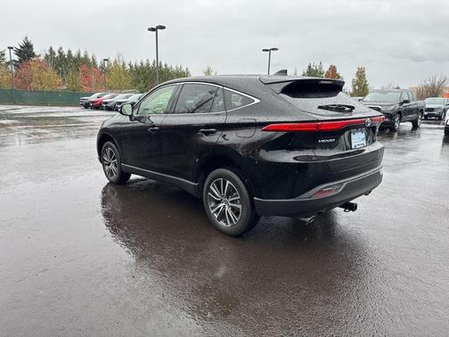 2022 Toyota Venza LE