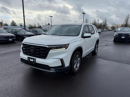 2023 Honda Pilot EX-L 8-Passenger