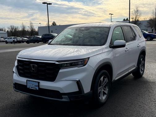 2023 Honda Pilot EX-L 8-Passenger