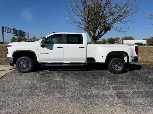 2026 Chevrolet Silverado 3500 WT
