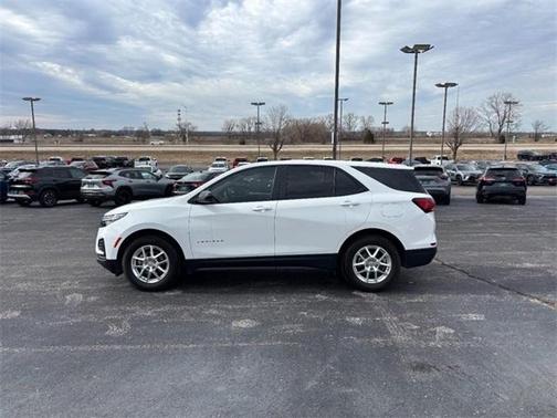 2022 Chevrolet Equinox LS