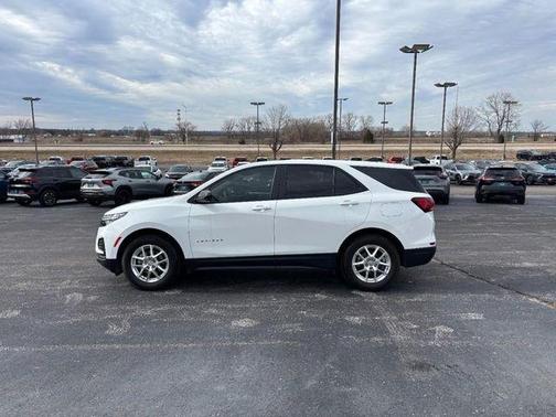 2022 Chevrolet Equinox LS