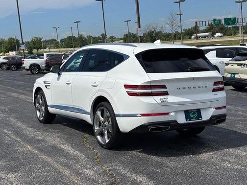 Uyuni White 2023 Genesis GV80 2.5T