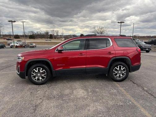 2023 GMC Acadia SLE
