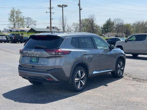 2023 Nissan Rogue SL