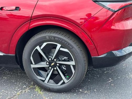 2025 Chevrolet Equinox EV LT 2